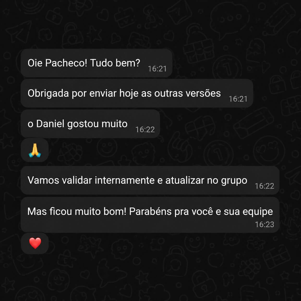 Mensagem de cliente elogiando uma entrega criativa