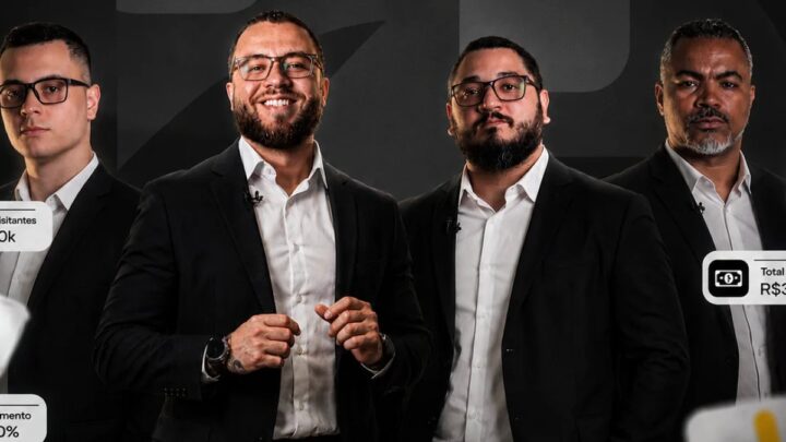 Equipe do Grupo MW7 em trabalho relacionado ao tema: Plano de crise: o que precisa existir antes da urgência